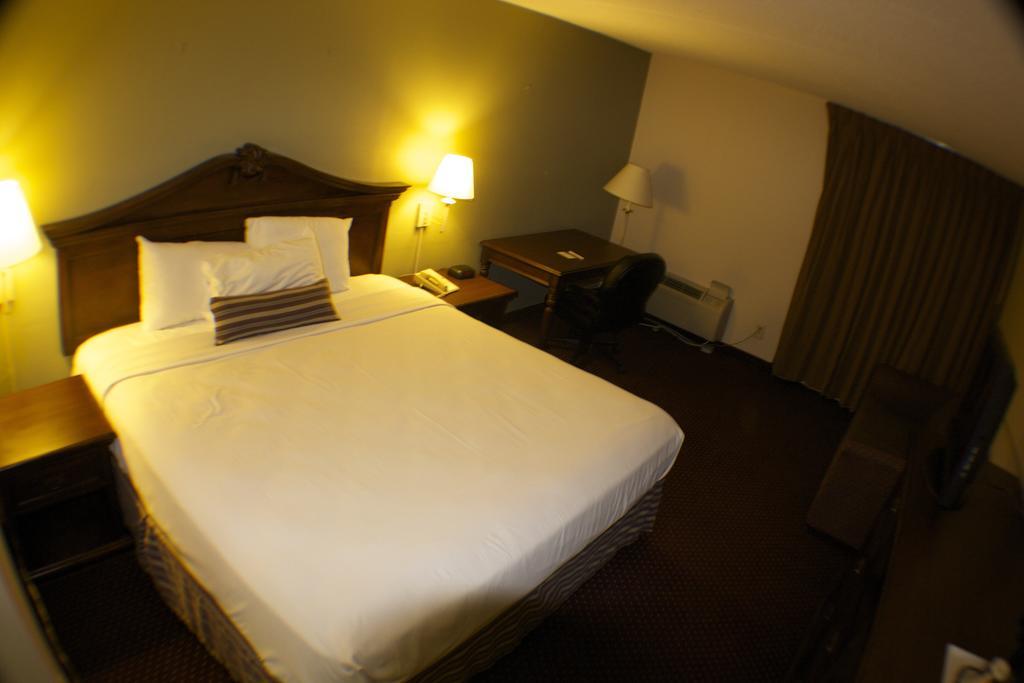 The Garden Inn Elkhart Extérieur photo