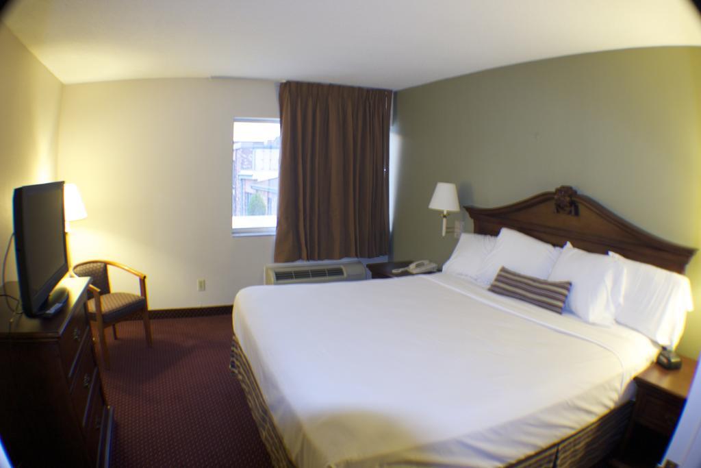 The Garden Inn Elkhart Extérieur photo