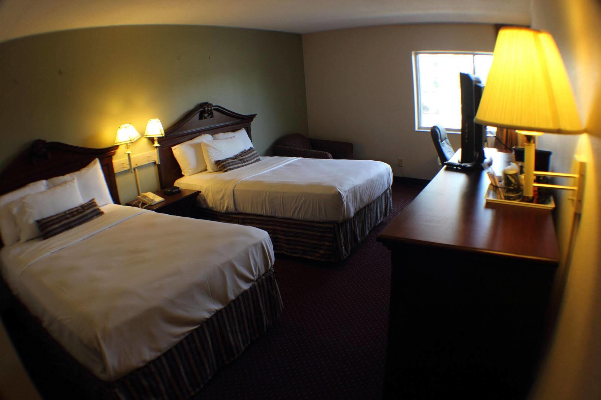 The Garden Inn Elkhart Extérieur photo