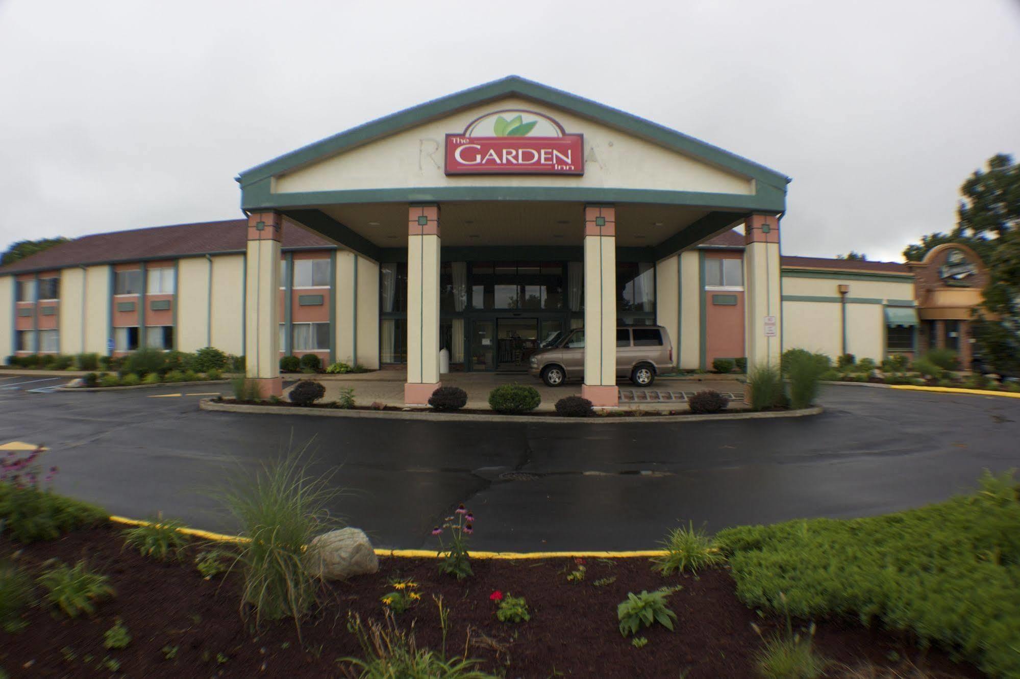 The Garden Inn Elkhart Extérieur photo
