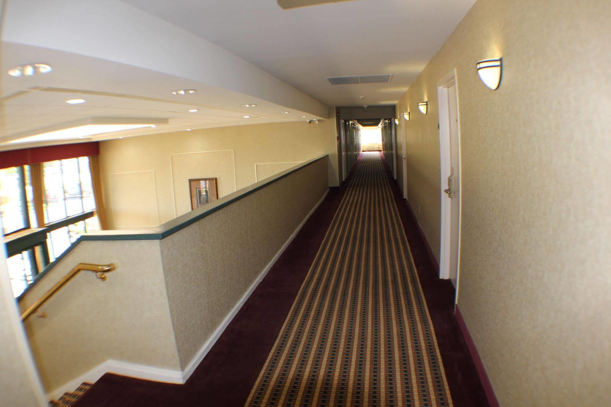 The Garden Inn Elkhart Extérieur photo